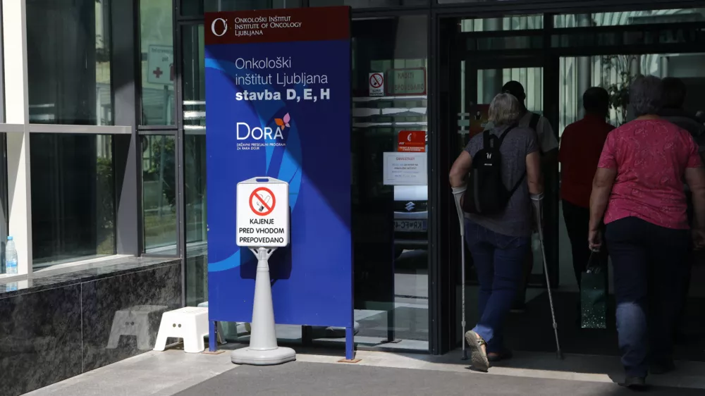 11.06.2025 - Onkolo&scaron;ki in&scaron;titut Ljubljana - prepoved kajenja - kajenjeFoto: Luka Cjuha