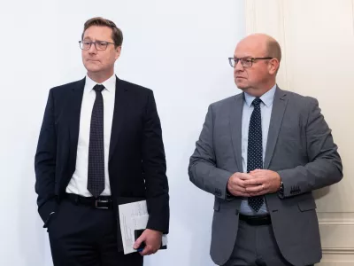 Ljubljana, prostori stranke Prerod.Novinarska konferenca stranke Vladimirja Prebilica Prerod, na kateri sta s podpredsednikom stranke ter strokovnjakom za varnost Klemnom Groseljem predstavila odziv stranke na tragicen dogodek v Novem mestu.