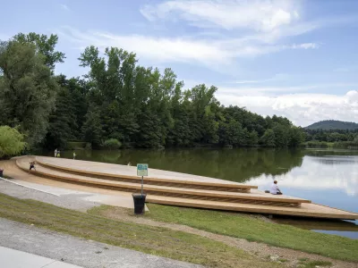 - 26.07.2018 - Kose&scaron;ki bajer - prenovljena lesena plo&scaron;čad -  //FOTO: Matjaž Ru&scaron;t