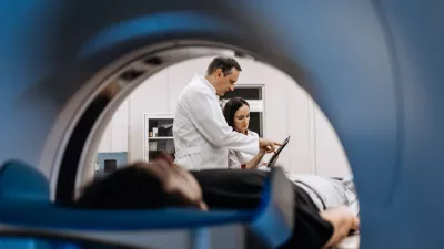 Pri vse več mlaj&scaron;ih odraslih odkrijejo raka. / Foto: Vladislav Stepanov