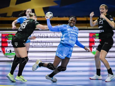 Grace Zaadi05.10.2025 Krim OTP Group Mercator - Ferencvaro&scaron; v četrtem krogu evropske lige prvakinj, dvorana TivoliFoto: Nik Erik Neubauer