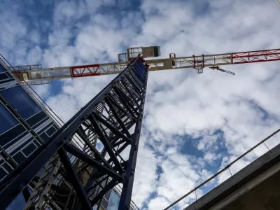 Bo&scaron;tjančičevi in Hanovi na različnih bregovih