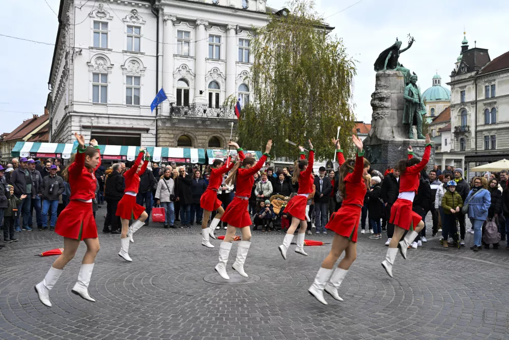 KUD ANSAMBEL LJUBLJANSKIH MAŽORET08.11.2025 Martinovanje v Ljubljani - Ljubljanska vinska pot Foto: Nik Erik Neubauer