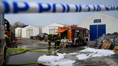 Velik požar v Preserjah poga&scaron;en, gmotna &scaron;koda zelo velika