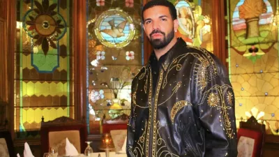 Kanadski pevec Drake je znan po tem, da rad igra stave in pri tem vlaga visoke zneske. F instagram