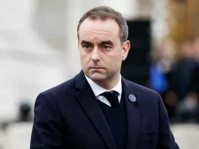 France's Prime Minister Sebastien Lecornu attends the commemorations marking the 107th anniversary of the November 11, 1918 Armistice that ended World War I, at Place de l'Etoile in Paris, France, November 11, 2025. REUTERS/Benoit Tessier/Pool
