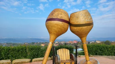 vinska fontana marezige / Foto: Katja Gle&scaron;čič 