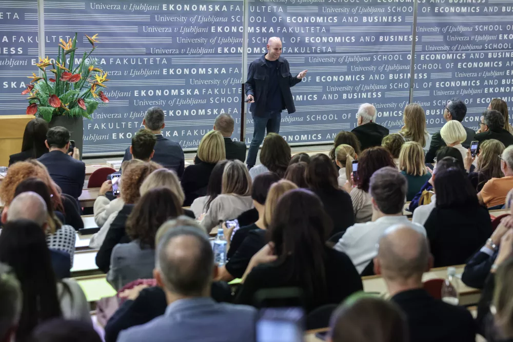 - 11.11.2025 - predavanje na Ekonomski fakulteti - Adam Grant//FOTO: Jaka Gasar / Foto: Jaka Gasar