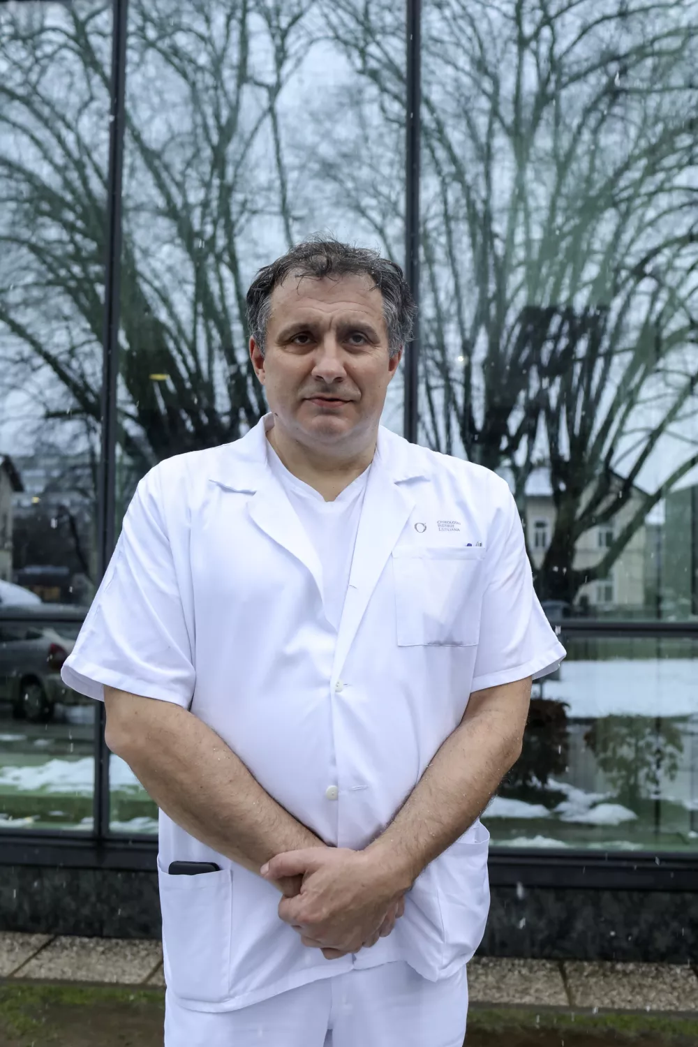 - 19.01.2023 - Dr. Erik Brecelj, kirurg onkolog in zdravstveni aktivist - borec proti korupciji v zdravstvu, vodja novega Strate&scaron;kega sveta za zdravstvo //FOTO: Jaka Gasar