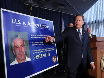 FBA je javnost pozval k sodelovanju pri razkrivanju početja finančnika Jeffreyja Epsteina.