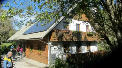 Ekolo&scaron;ka turistična kmetija Dolinar-Krainer je prijazno turistično zatoči&scaron;če v naravi.