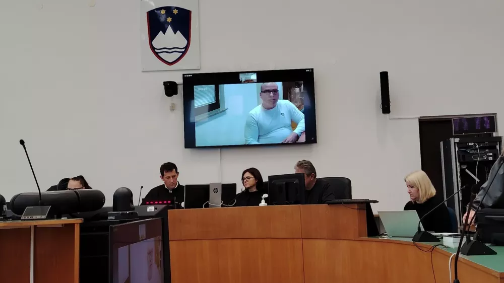 Umorila sta ga s &scaron;estimi streli: v priporu tudi drugi domnevni morilec