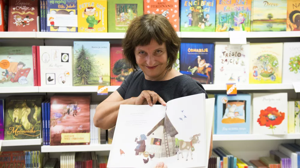 - 26.09.2019 - Irena Matko Lukan, univ. dipl. socialna delavka in družinska terapevtka - urednica otro&scaron;kega leposlovja pri založbi Mladinska knjiga  //FOTO: Nik Erik Neubauer