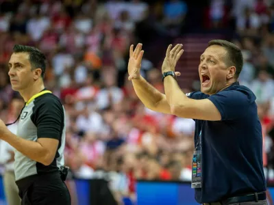Basketball - FIBA EuroBasket 2025 - Group Phase - Slovenia v Poland - Spodek, Katowice, Poland - August 28, 2025 Slovenia coach Aleksander Sekulic Grzegorz Celejewski/Agencja Wyborcza.pl via REUTERS ATTENTION EDITORS - THIS IMAGE WAS PROVIDED BY A THIRD PARTY. POLAND OUT. NO COMMERCIAL OR EDITORIAL SALES IN POLAND.