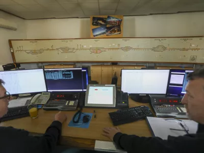 Prometni center - 19.12.2023 &ndash; Slovenske železnice (SŽ) &ndash; Železni&scaron;ka postaja Ljubljana &ndash; potni&scaron;ki promet &ndash; center za vodenje prometa //FOTO: Luka Cjuha