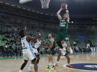 19.11.2025 - Cedevita Olimpija - Hamburg ko&scaron;arka evropski pokalFoto: Luka Cjuha