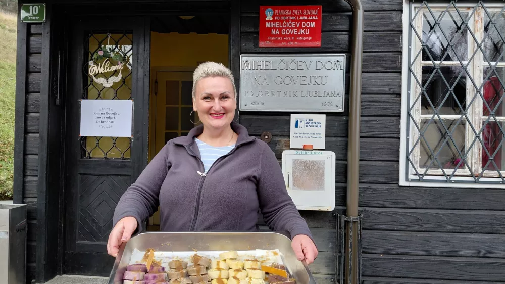 Dom za svoje &scaron;truklje je na&scaron;la v planinski koči