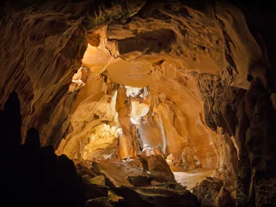 Indonezija ima veliko jam. V eni je pu&scaron;čavnik na&scaron;el svoj dom. Slika je simbolična. / Foto: Istock