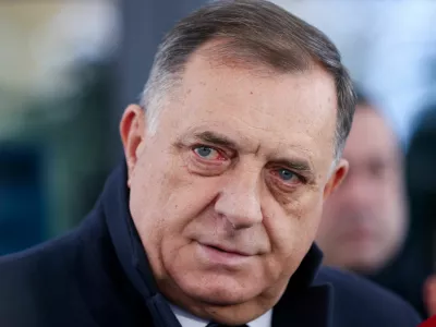 Milorad Dodik, former president of the Bosnian Serb Republic, speaks to journalists, after voting in early presidential elections called by the state election authorities, after he was stripped of office and banned from politics for six years, in Banja Luka, Bosnia and Herzegovina, November 23, 2025. REUTERS/Amel Emric