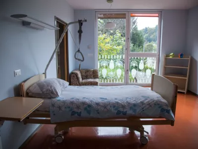 - 07.10.2016 - Hi&scaron;a LJUBhospic, Hradeckega 20 v Ljubljani - dan odprtih vrat na dan pred svetovnim dnevom hospica in paliativne oskrbe - bivanje neozdravljivih bolnikov in nega umirajočim - brezplačna celostna hospic paliativna oskrba  ..//FOTO: Maja Marko