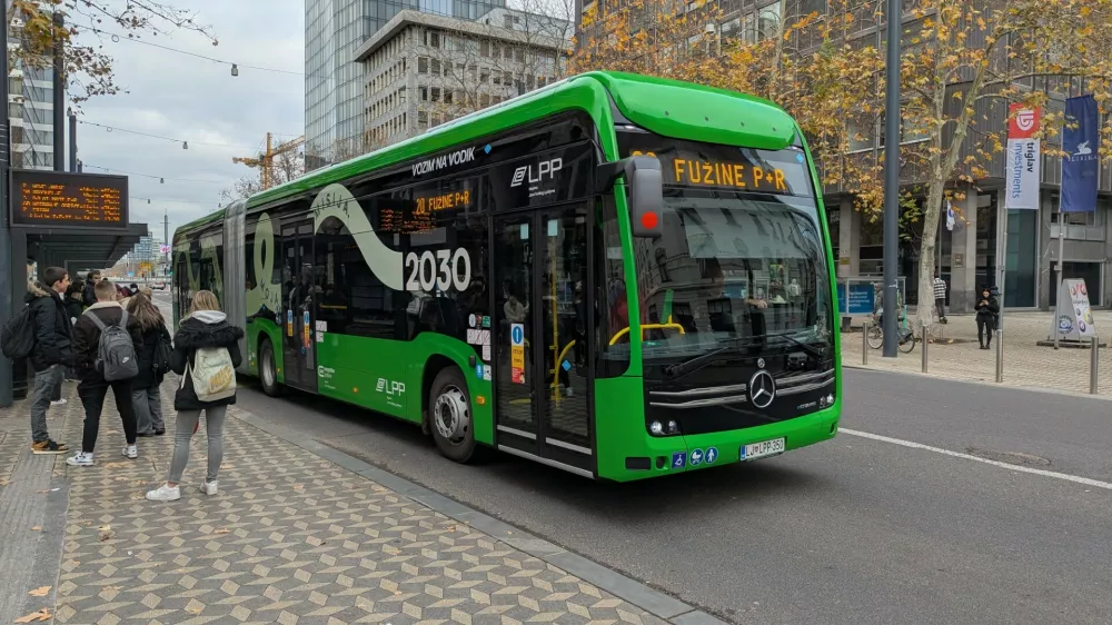 Ljubljanski avtobus na vodik