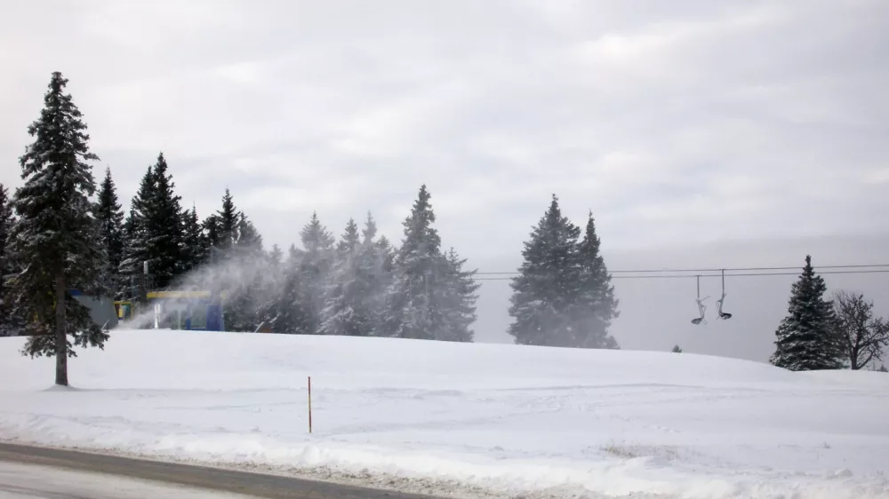 Rogla, Smucarski center Rogla Novinarska konferenca Unior turizma Zrece, na kateri so predstavili nove turisticne produkte, novosti v sezoni 2010/2011 in nove nalozbe na Rogli in v Termah Zrece Foto:Lili Pusnik/STA