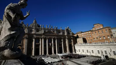 Pope Leo XIV celebrates a Mass for the Jubilee of Choirs, in Saint Peter's Square, at the Vatican, November 23, 2025. REUTERS/Vincenzo Livieri