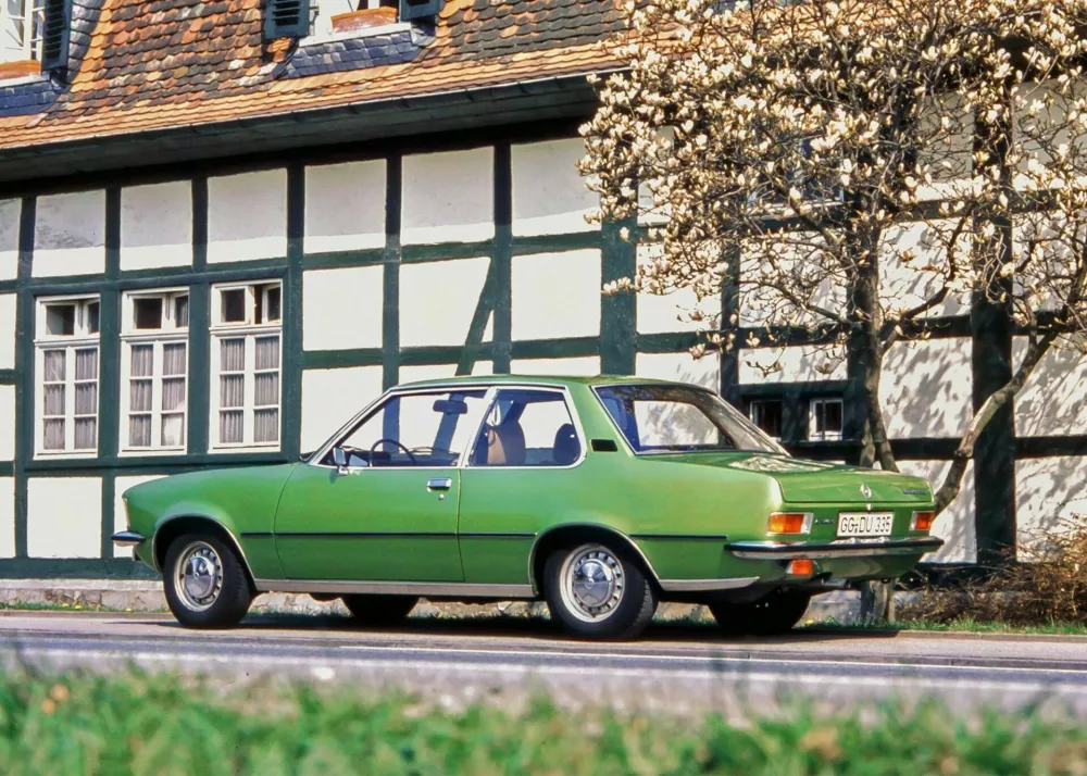 opel rekord legenda