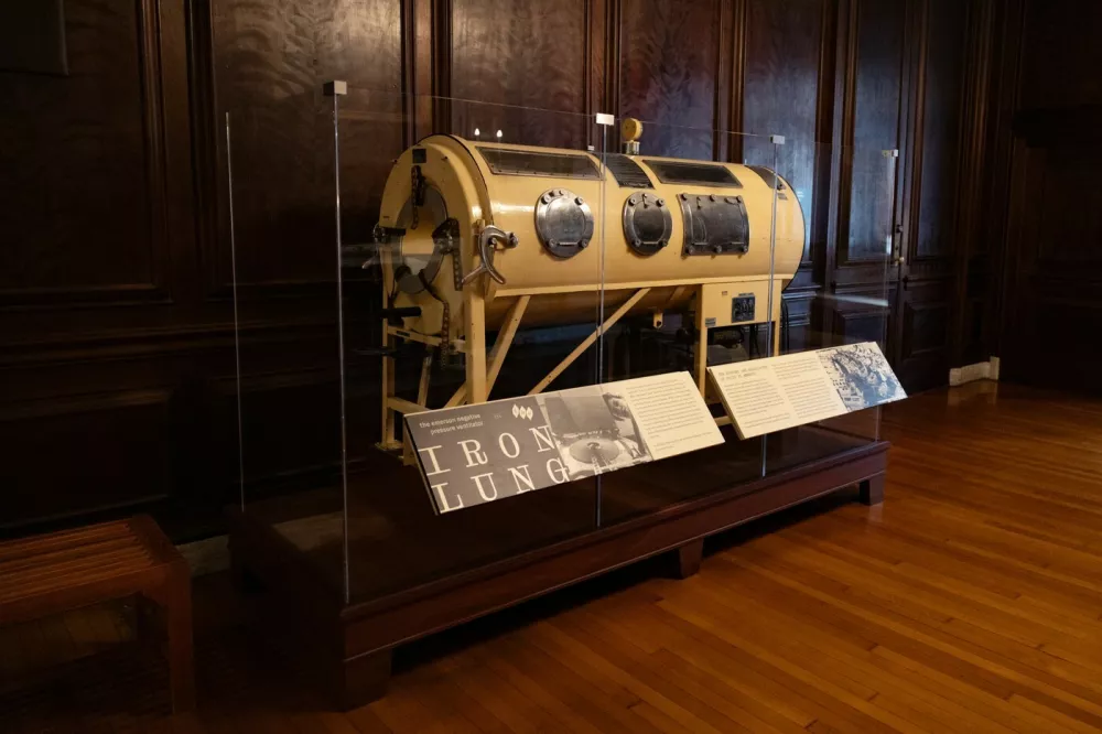 An iron lung display at the M&uuml;tter Museum in Philadelphia, Aug. 10, 2023. The M&uuml;tter, a beloved 19th-century collection of medical curiosities and human remains, wants to adopt a more "respectful" approach, but many enthusiasts of the museum are opposed to such changes.,Image: 797155741, License: Rights-managed, Restrictions:, Model Release: no