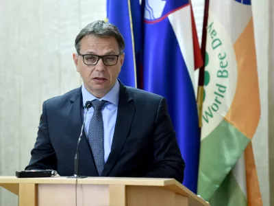 Prodekan Kirbi&scaron; beži na upravo za varno hrano?