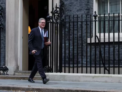 British Prime Minister Keir Starmer leaves 10 Downing Street, on the day Chancellor of the Exchequer Rachel Reeves presents the Autumn Budget Statement to Parliament, in London, Britain, November 26, 2025. REUTERS/Hannah McKay