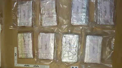 Pri osumljencu so zasegli večje količine kokaina, amfetamina, konoplje, ekstazija, tablet &hellip; 