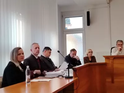 Pustila sta ga v razgretem avtu: &ldquo;Noben otrok si ne zasluži tak&scaron;ne smrti&rdquo;