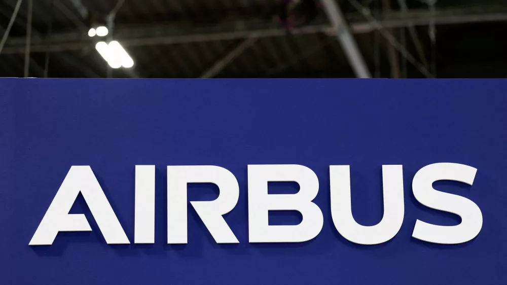 FILE PHOTO: The Airbus logo is displayed at the Parc des Expositions de Paris-Nord-Villepinte exhibition centre in Villepinte, near Paris, France, November 18, 2025. REUTERS/Benoit Tessier/File Photo