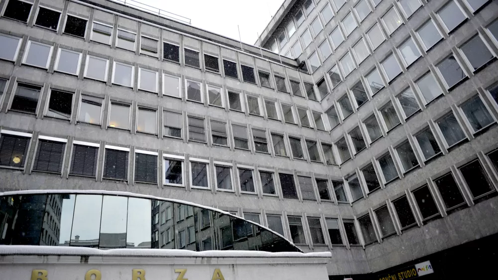 - Slovenska cesta 56 - družba SCT prodaja poslovne prostore v tretjem nadstropju stavbe - Borza, stavba //FOTO: Tomaž Zajel&scaron;nik