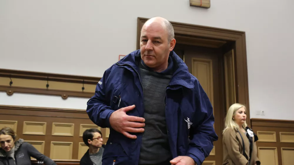 Florijan Ga&scaron;perin,- 15.02.2017 -  sojenje Florijanu Ga&scaron;perinu in soobd. zaradi prejemanja podkupnin pri tehničnih pregledih vozil -//FOTO: Jaka Gasar