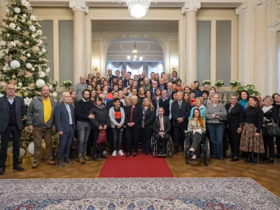 Predsednica republike Nata&scaron;a Pirc Musar je v znak hvaležnosti za nepogre&scaron;ljivo poslanstvo v iztekajočem letu priredila sprejem za predstavnice in predstavnike humanitarnih organizacij. Foto: STA