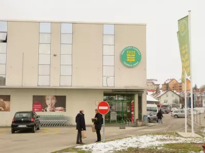 Tožilstvo ne bo preganjalo mesarja, ki je do smrti zabodel napadalca