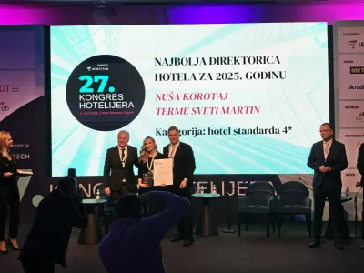 Nagrado je Nu&scaron;a Korotaj prejela na 27. Kongresu hotelirjev v Zagrebu (Foto: BHS)