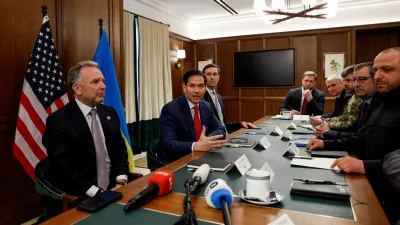 FILE PHOTO: U.S. Secretary of State Marco Rubio, U.S. Special Envoy Steve Witkoff, and U.S. President Donald Trump's son-in-law Jared Kushner meet with Secretary of Ukraine's National Security and Defence Council Rustem Umerov and other members of a Ukrainian delegation in Hallandale Beach, Florida, U.S., November 30, 2025. REUTERS/Eva Marie Uzcategui/File Photo