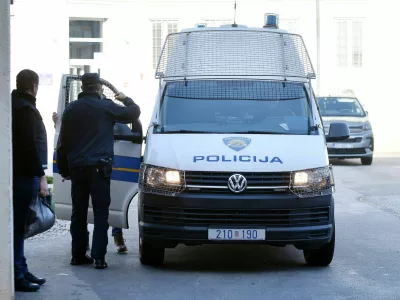 Josipa Or&scaron;u&scaron;a so takoj po izročitvi iz Slovenije odpeljali v pripor v Varaždinu. 