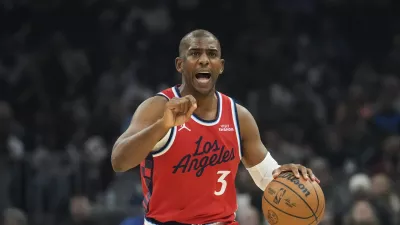 Los Angeles Clippers guard Chris Paul (3) in the first half of an NBA basketball game against the Cleveland Cavaliers Sunday, Nov. 23, 2025, in Cleveland. (AP Photo/Sue Ogrocki)