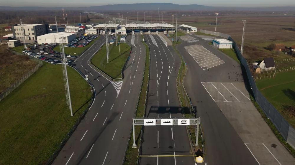 Gradi&scaron;ka, prenovljeni mejni prehod med Hrva&scaron;ko in BiH. Foto: Pixsell