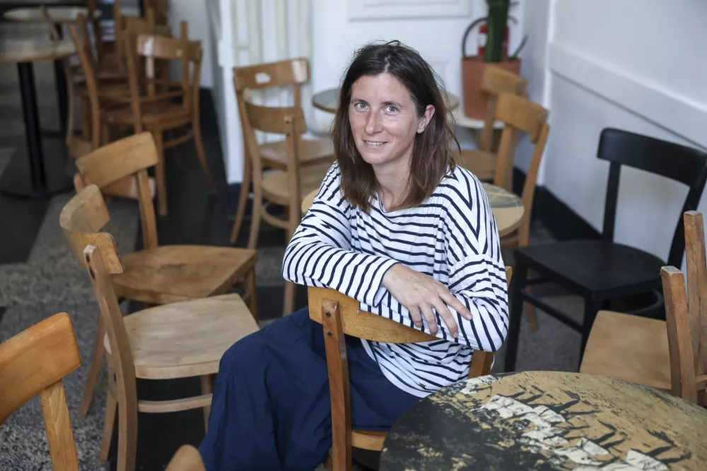 Raziskava je pokazala: vedno več kulturnikov razmi&scaron;lja o odhodu