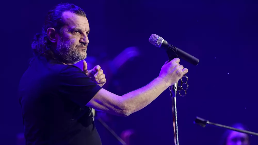 Aca Lukas je nastopal v objektu brez dovoljenja. F Pixsell / Foto: Pixsell