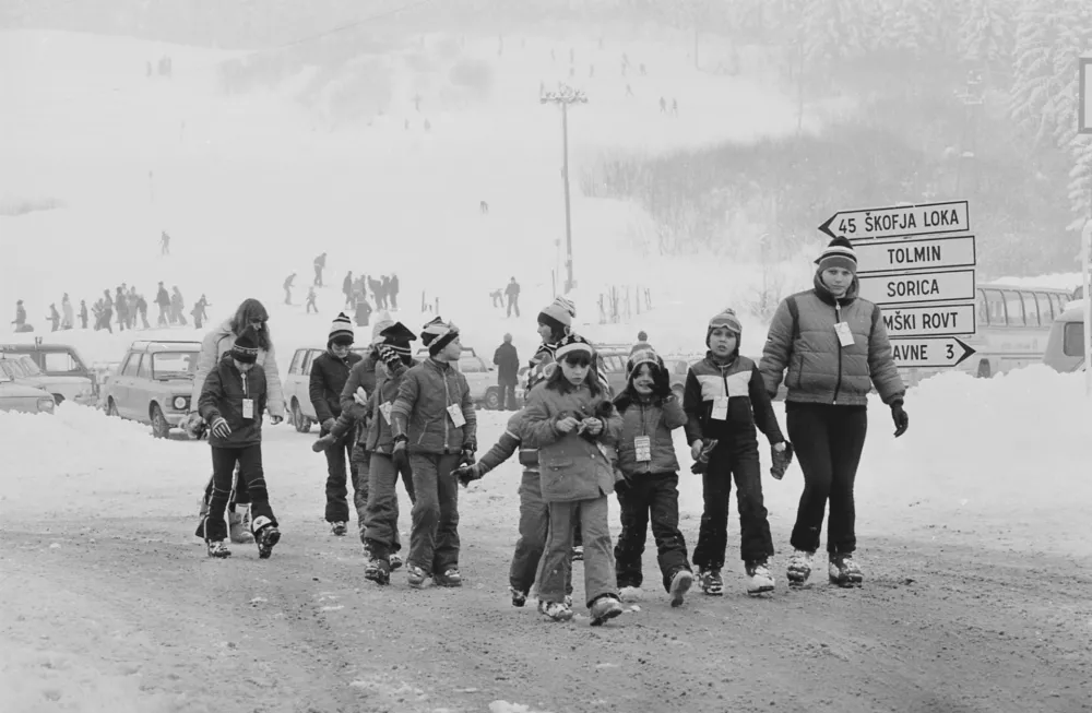 Silvestrovanje v času socializma: gostilne, televizija in pohorska omleta