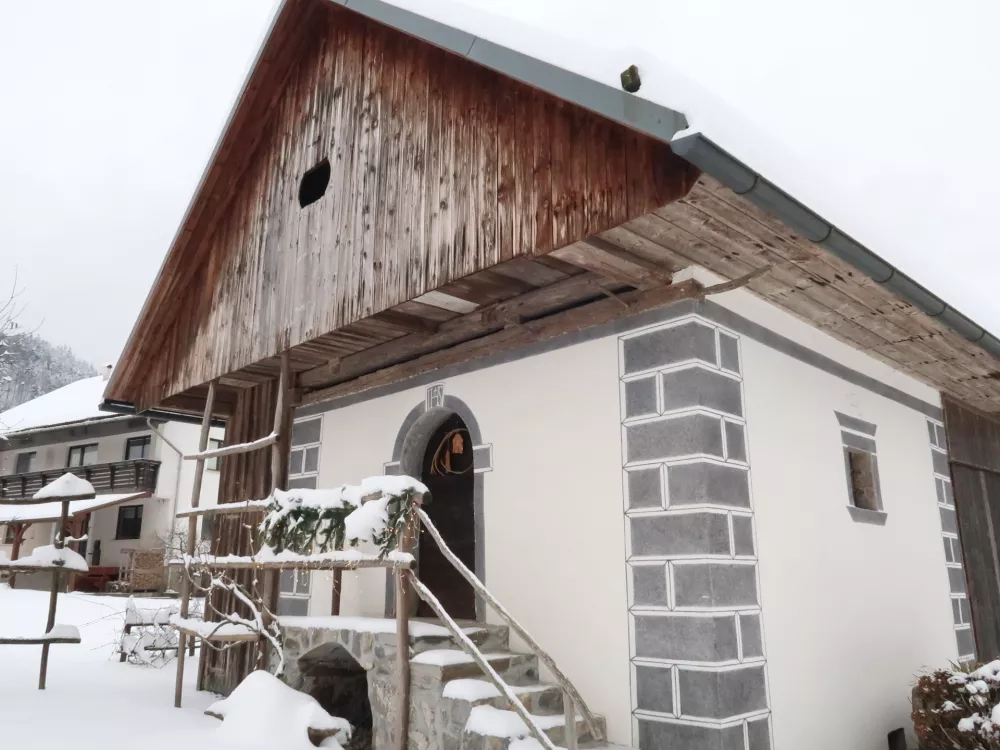 Vrbanova domačija, Brode v Poljanski dolini, ka&scaron;ča / Foto: Nata&scaron;a Bucik Ozebek