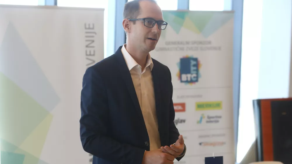 Miha Mermal- 22.02.2022 &ndash; Gimnastična zveza Slovenije (GZS) &ndash; gimnastična reprezentanca pred začetkom nove tekmovalne sezone.  //FOTO: Luka Cjuha.