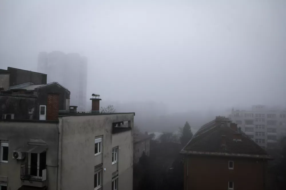 12.12.2025 - reportaža megla - megla v Ljubljani - ljubljanska megla - Foto: Luka Cjuha