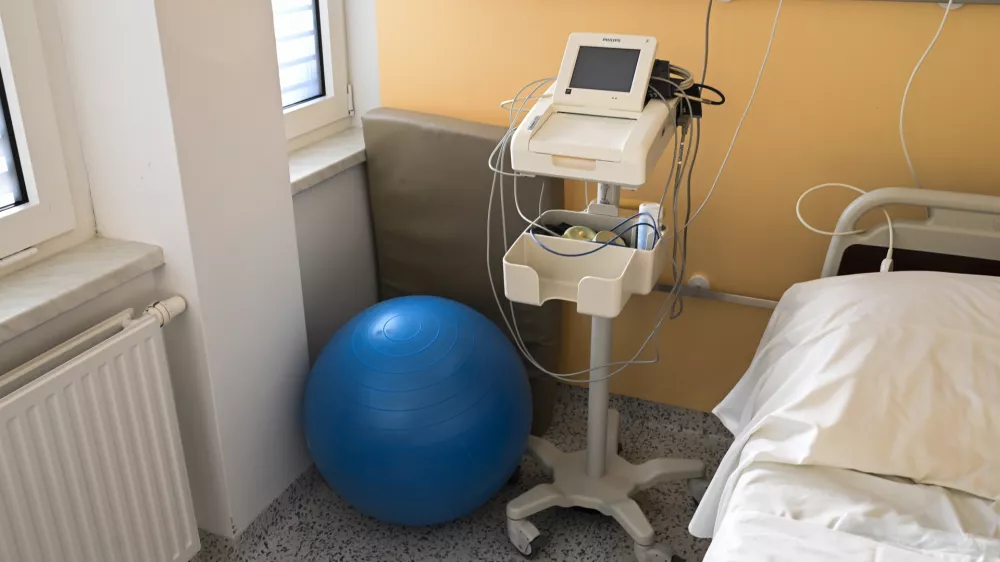 zdravstvo bolni&scaron;nica - simbolična fotografijazdravje rojstvo porod novorojenčki - simbolična fotografija08.12. 2025 - Porodni&scaron;nica Kranj FOTO: Nik Erik Neubauer